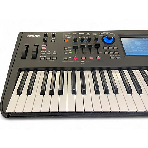 Used Yamaha MODX6+ Keyboard Workstation - musicians--Friend