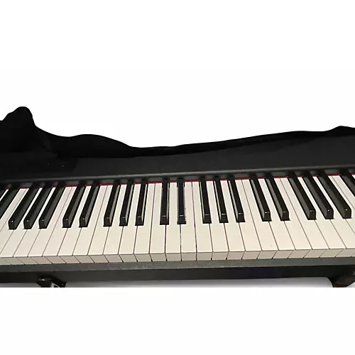 Used KORG D1 Digital Piano - musicians--Friend