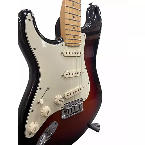 Used 2012 Fender American Deluxe Stratocaster 2 Color Sunburst Solid Body Electric Guitar 2 Color Sunburst - musicians--Friend