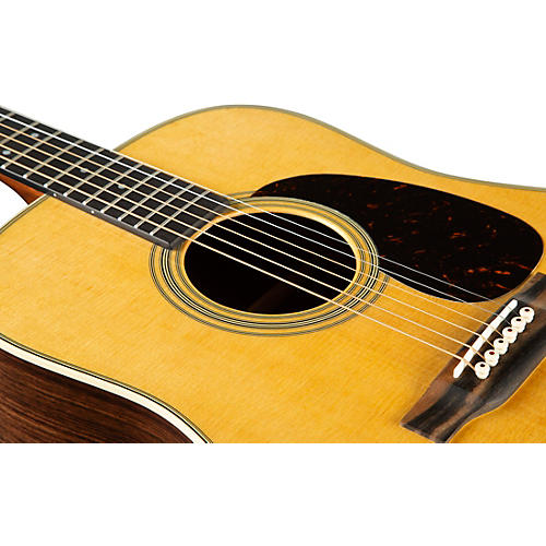 Martin D-28 Standard Dreadnought Acoustic Guitar Natural - musicians--Friend