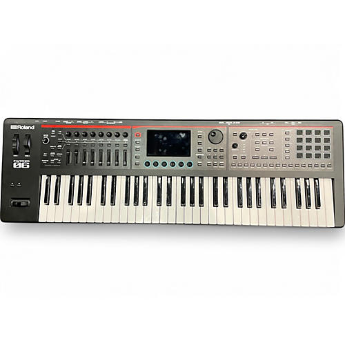 Used Roland Fantom 06 Keyboard Workstation - musicians--Friend