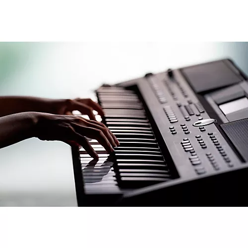 Yamaha PSR-SX600 61-Key Arranger Keyboard - musicians--Friend