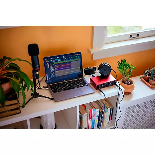 Focusrite Scarlett Studio Pack Gen 4 With AVID Pro Tools Artist Perpetual License Solo Studio Pack - musicians--Friend