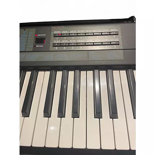 Used Kurzweil SP76 - musicians--Friend