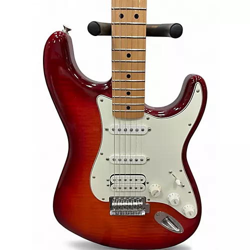 Used Fender Player Stratocaster 3 Color Sunburst Solid Body Electric Guitar 3 Color Sunburst - musicians--Friend