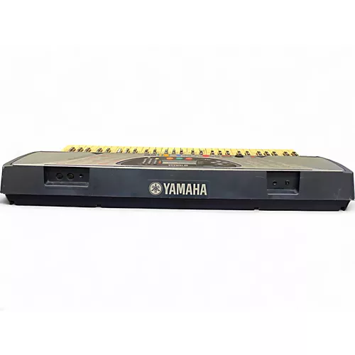 Used Yamaha PSR240 - musicians--Friend