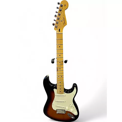 Used Fender Player Stratocaster 2 Color Sunburst Solid Body Electric Guitar 2 Color Sunburst - musicians--Friend