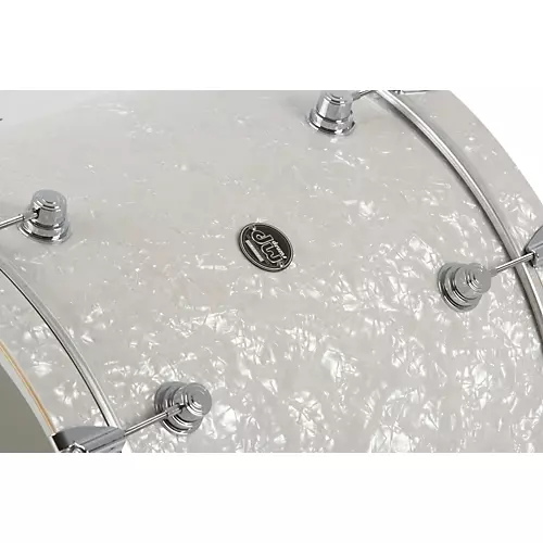 DW Performance Series Kick White Marine 18x24 - musicians--Friend