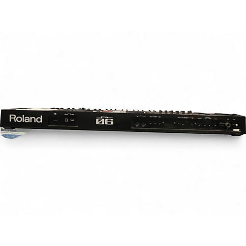Used Roland Fantom 06 Keyboard Workstation - musicians--Friend