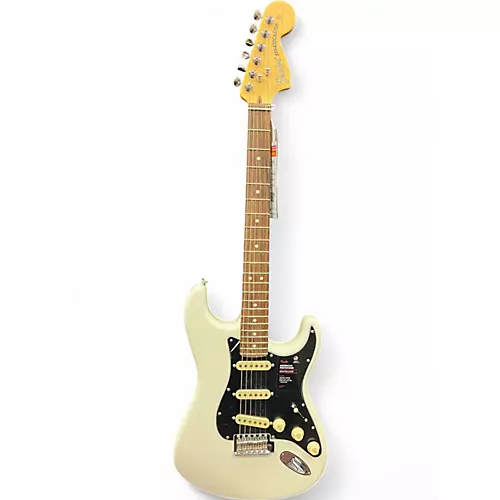 Used Fender American Performer Stratocaster SSS Alpine White Solid Body Electric Guitar Alpine White - musicians--Friend
