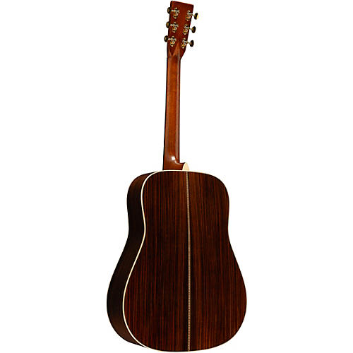 Martin D-28 Modern Deluxe Dreadnought Acoustic Guitar Natural - musicians--Friend