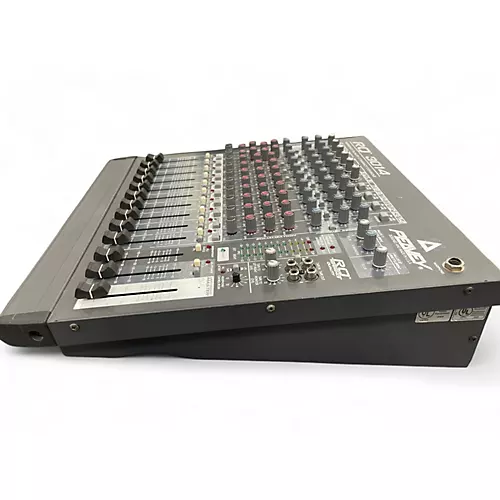 Used Peavey RQ 3014 Powered Mixer - musicians--Friend