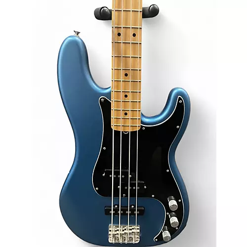 Used Fender American Performer Precision Bass Lake Placid Blue Electric Bass Guitar Lake Placid Blue - musicians--Friend