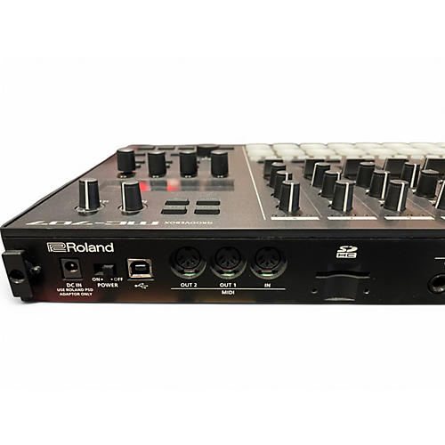 Used Roland MC-707 Groovebox Production Controller - musicians--Friend
