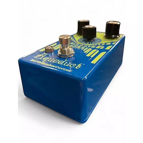 Used EarthQuaker Devices Aqueduct Vibrato Effect Pedal - musicians--Friend
