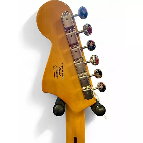 Used Squier Classic Vibe Bass VI 3 Color Sunburst Electric Bass Guitar 3 Color Sunburst - musicians--Friend