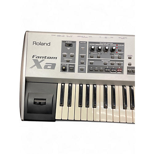 Used Roland FANTOM XA Keyboard Workstation - musicians--Friend