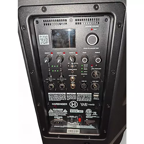 Used Harbinger VARI 4412 Powered Speaker - musicians--Friend