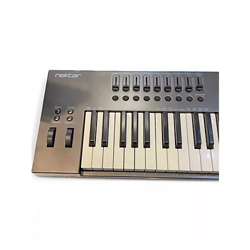 Used Nektar Impact LX61+ - musicians--Friend