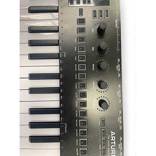 Used Arturia Keystep pro chroma  Keyboard Workstation - musicians--Friend