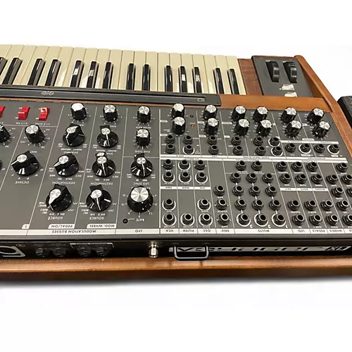 Used Moog Minimoog Voyager XL Synthesizer - musicians--Friend
