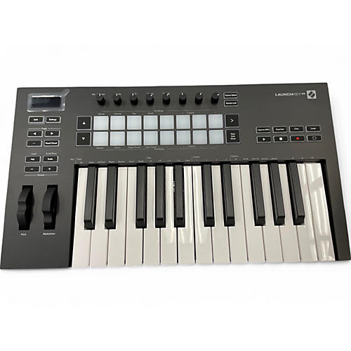 Used Novation Launchkey 25 Key MIDI Controller - musicians--Friend