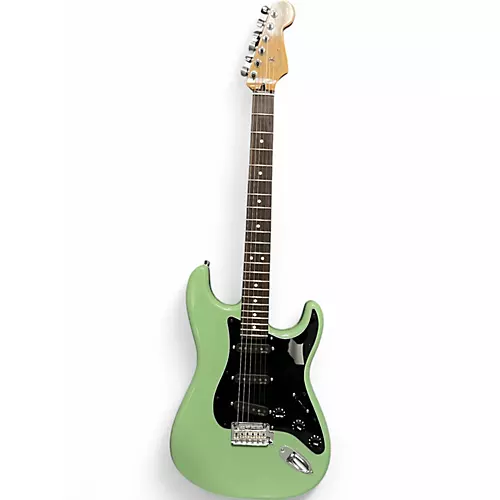 Used Fender Stratocaster Mint Green Solid Body Electric Guitar Mint Green - musicians--Friend