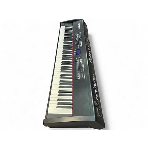 Used Roland RD700SX Keyboard Workstation - musicians--Friend