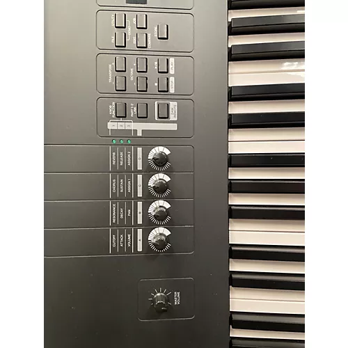 Used Yamaha MX88BK Synthesizer - musicians--Friend