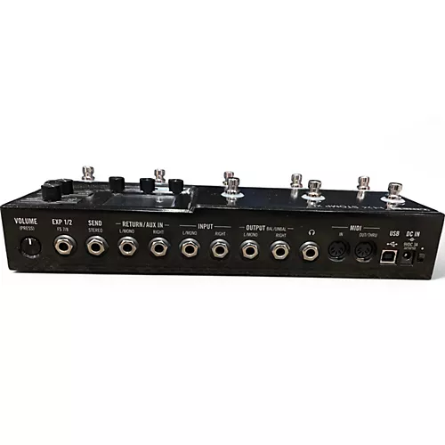 Used Line 6 HX Stomp XL Effect Processor - musicians--Friend