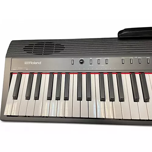 Used Roland Go:Piano 88 Digital Piano - musicians--Friend