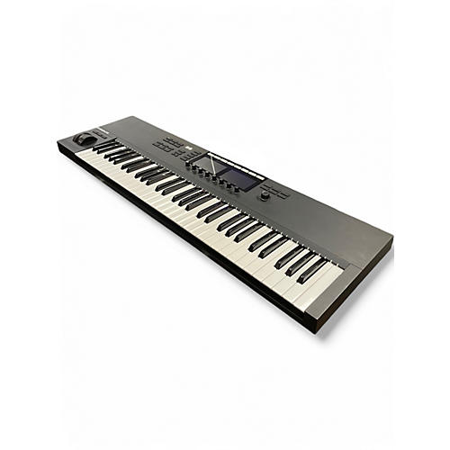 Used Native Instruments Komplete Kontrol S61 MIDI Controller - musicians--Friend