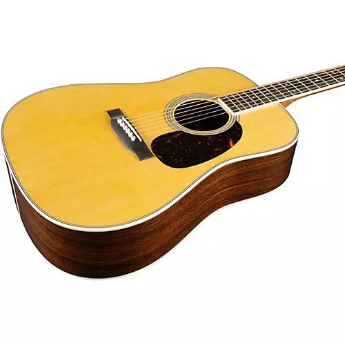 Martin D-35 Standard Dreadnought Acoustic Guitar Ambertone - musicians--Friend