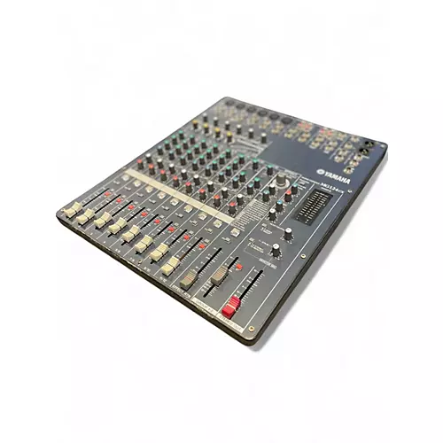 Used Yamaha MG124CX Unpowered Mixer - musicians--Friend