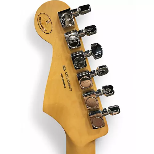 Used 2019 Fender Player Stratocaster Sea Foam Pearl Solid Body Electric Guitar Sea Foam Pearl - musicians--Friend