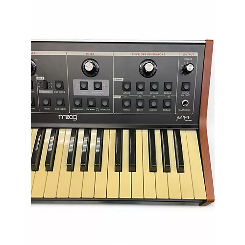 Used Moog LITTLE PHATTY TRIBUTE EDITION Synthesizer - musicians--Friend