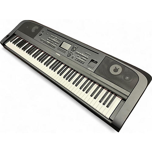 Used Yamaha DGX670 Keyboard Workstation - musicians--Friend