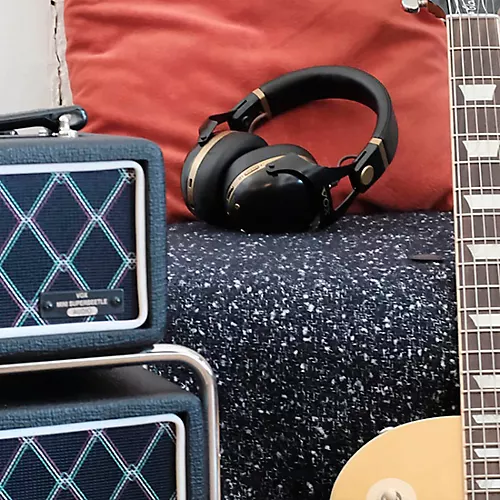 Open-Box VOX VH-Q1 Smart Noise Cancelling Headphones for Guitarists Condition 1 - Mint - musicians--Friend