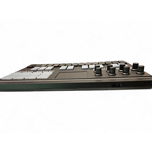 Used KORG NANOKEY STUDIO MIDI Controller - musicians--Friend