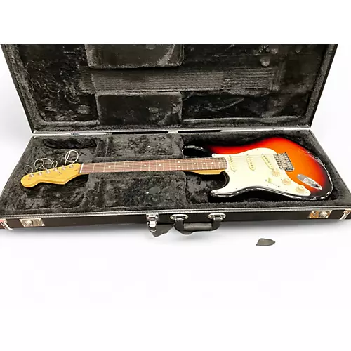 Used 2014 Fender American Standard Stratocaster Left Handed 3 Tone Sunburst Electric Guitar 3 Tone Sunburst - musicians--Friend