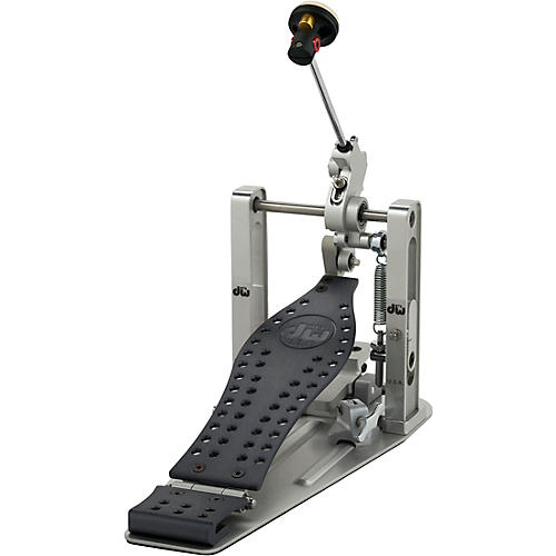 DW Colorboard Machined Direct Drive Single Bass Drum Pedal With Gun Metal Footboard - musicians--Friend