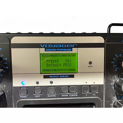 Used Moog Minimoog Voyager Synthesizer - musicians--Friend