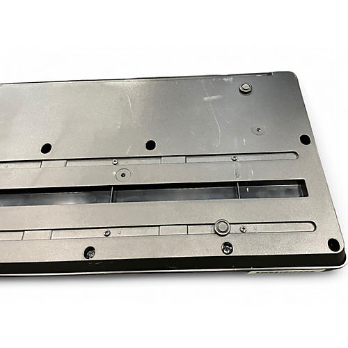 Used Roland Fantom 06 Keyboard Workstation - musicians--Friend