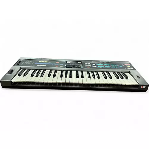 Used Casio CZ-1000 Synthesizer - musicians--Friend
