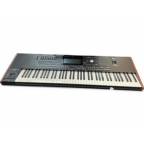 Used KORG pa5x 76 KEYS Keyboard Workstation - musicians--Friend