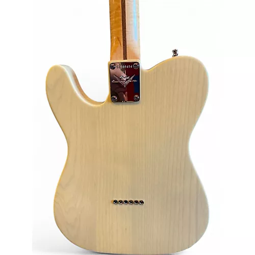 Used 2005 Fender Custom Classic Telecaster White Blonde Solid Body Electric Guitar White Blonde - musicians--Friend