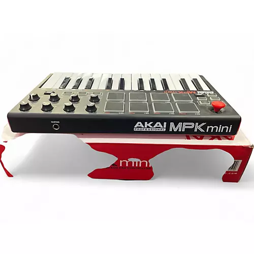 Used Akai Professional MPK Mini MIDI Controller - musicians--Friend