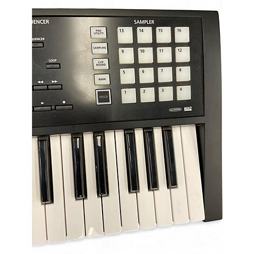 Used Roland Fantom 06 Keyboard Workstation - musicians--Friend