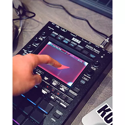 KORG KAOSS Replay Dynamic Effects Processor and Sampler - musicians--Friend
