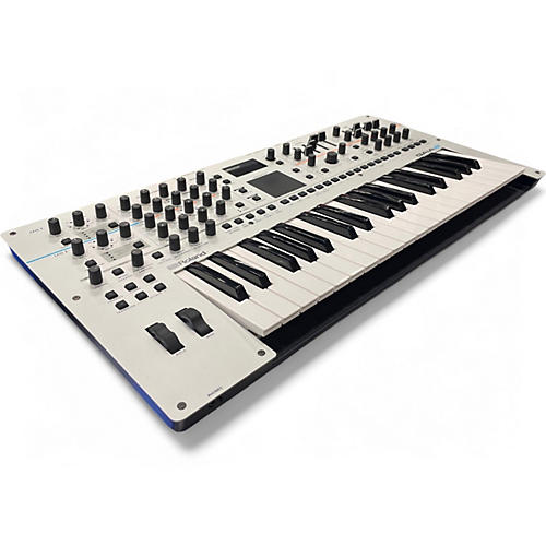 Used Roland Gaia 2 Synthesizer - musicians--Friend